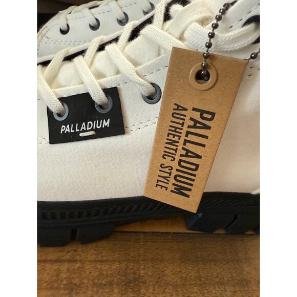 PALLADIUM Women’s Revolt Hi TX Boot In White/Black Sz 8.5 NEW - Picture 9 of 11